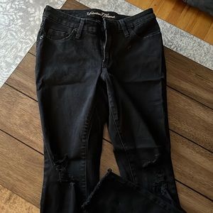 Universal Thread distressed jeans
